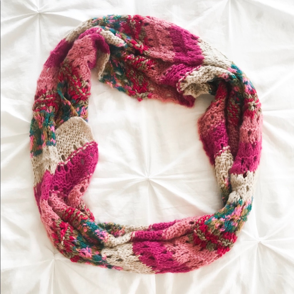 B.P. Infinity scarf